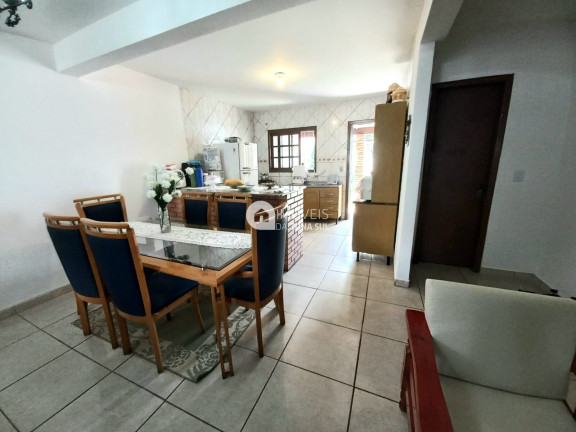 Imagem Casa com 2 Quartos à Venda, 100 m² Imagem Casa com 2 Quartos à Venda, 100 m²