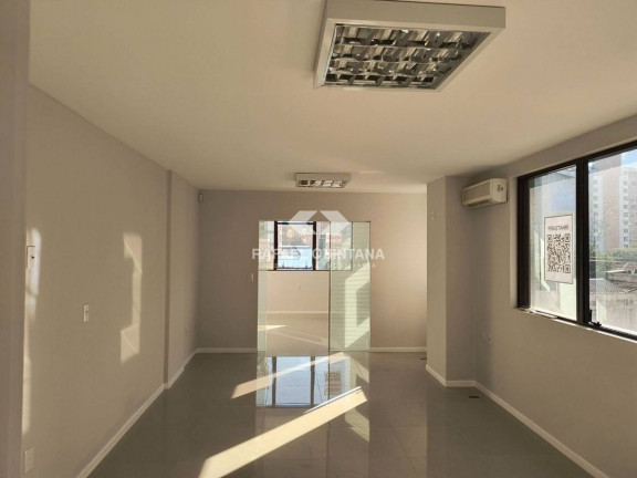 Imagem Ponto Comercial à Venda, 48 m² em Centro - Florianópolis