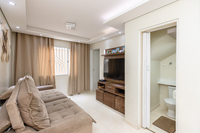 Imagem Casa com 2 Quartos à Venda, 66 m² em Vila Carmosina - São Paulo