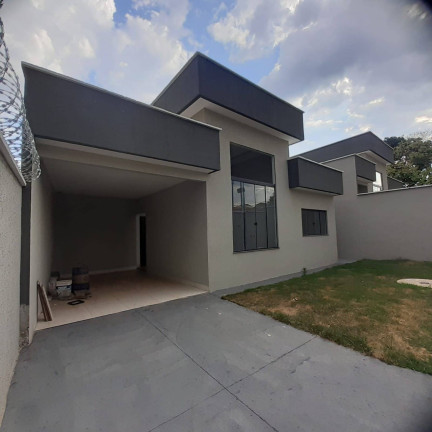 Imagem Casa com 3 Quartos à Venda, 189 m² em Cidade Satélite São Luiz - Aparecida De Goiânia Imagem Casa com 3 Quartos à Venda, 189 m² em Cidade Satélite São Luiz - Aparecida De Goiânia