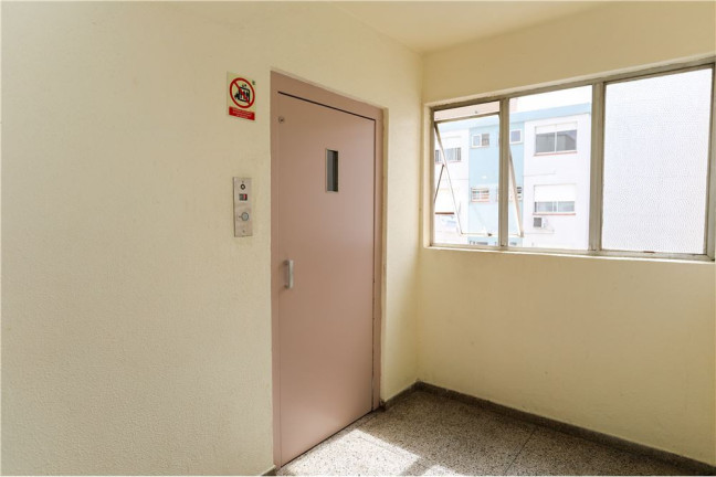 Imagem Imóvel com 2 Quartos à Venda, em Sarandi - Porto Alegre Imagem Imóvel com 2 Quartos à Venda, em Sarandi - Porto Alegre