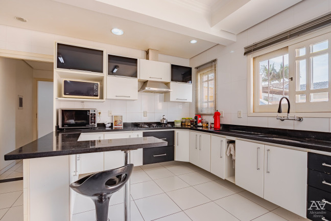 Imagem Casa com 4 Quartos à Venda, 194 m² em Moinhos De Vento - Canoas Imagem Casa com 4 Quartos à Venda, 194 m² em Moinhos De Vento - Canoas