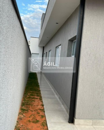Imagem Casa com 3 Quartos à Venda, 250 m² em Parque Residencial Maria Elmira - Caçapava Imagem Casa com 3 Quartos à Venda, 250 m² em Parque Residencial Maria Elmira - Caçapava
