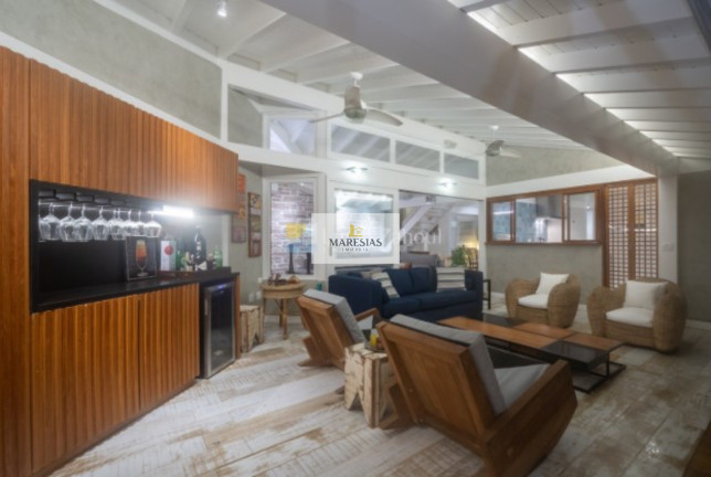 Imagem Casa com 5 Quartos à Venda, 260 m² em Maresias - São Sebastião Imagem Casa com 5 Quartos à Venda, 260 m² em Maresias - São Sebastião