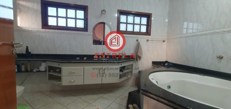 Imagem Casa com 4 Quartos à Venda, 425 m² em Jardim Santa Maria - Jacareí Imagem Casa com 4 Quartos à Venda, 425 m² em Jardim Santa Maria - Jacareí