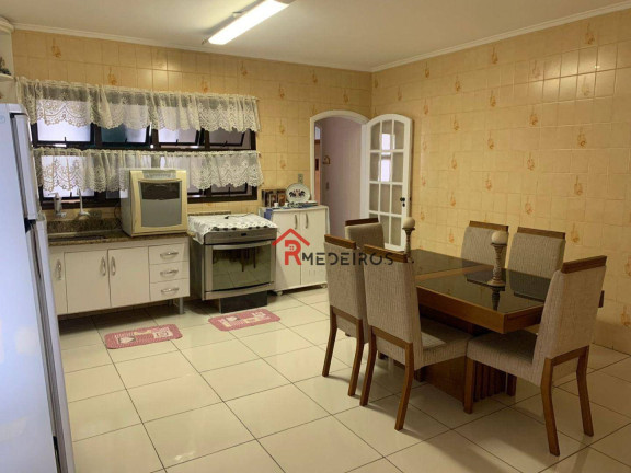 Imagem Apartamento com 3 Quartos à Venda, 165 m² em Vila Tupi - Praia Grande