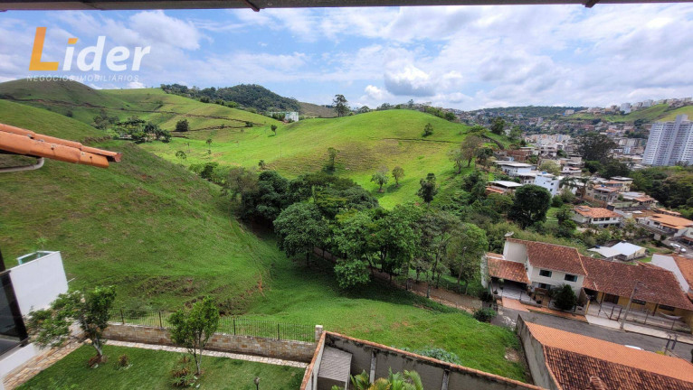Imagem Casa com 3 Quartos à Venda, 281 m² em Bom Clima - Juiz De Fora