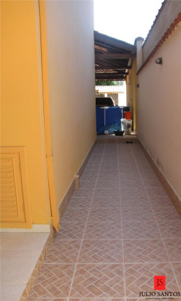 Imagem Sobrado com 1 Quarto à Venda, 250 m² em Centro - Ubatuba