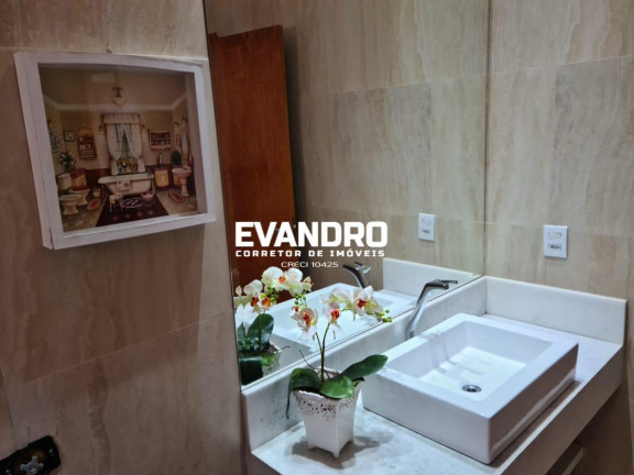 Imagem Casa com 4 Quartos à Venda, 375 m² em Condomínio Belvedere - Cuiabá Imagem Casa com 4 Quartos à Venda, 375 m² em Condomínio Belvedere - Cuiabá