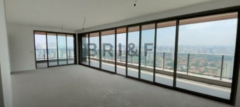Apartamento com 4 Quartos à Venda, 225 m² em Brooklin - São Paulo