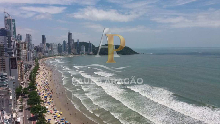 Imagem Apartamento com 3 Quartos à Venda, 198 m² em Centro - Balneário Camboriú Imagem Apartamento com 3 Quartos à Venda, 198 m² em Centro - Balneário Camboriú