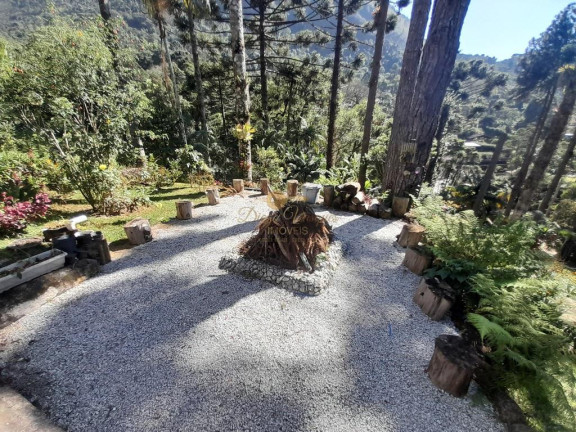 Imagem Chácara com 5 Quartos à Venda, 8.920 m² em Cascata Dos Amores - Teresópolis