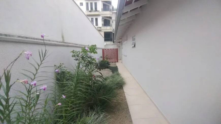 Imagem Casa com 3 Quartos para Alugar, 120 m² em Centro - Balneário Camboriú