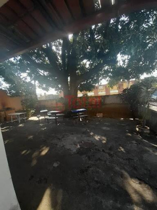 Casa com 3 Quartos à Venda,  em Centro - Ipatinga