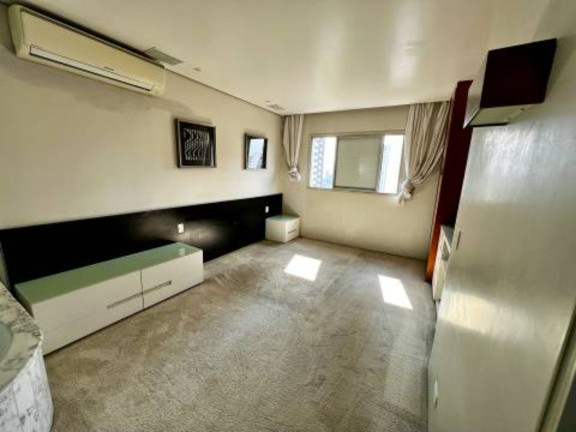 Imagem Imóvel com 3 Quartos à Venda, 220 m² em Campo Belo - São Paulo