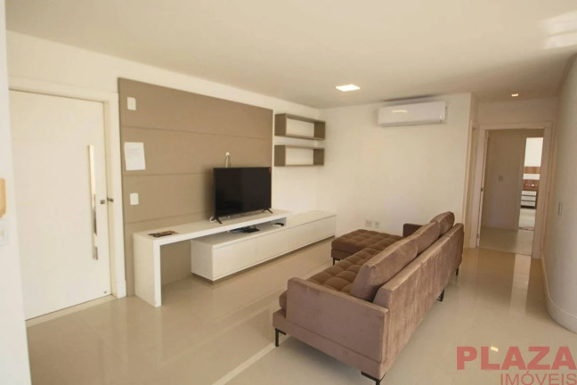 Imagem Apartamento com 3 Quartos à Venda, 128 m² em Centro - Balneário Camboriú Imagem Apartamento com 3 Quartos à Venda, 128 m² em Centro - Balneário Camboriú