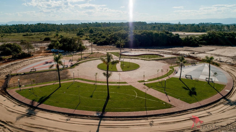 Imagem Terreno à Venda, 319 m² em Passo De Torres - Passo De Torres