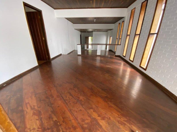 Imagem Imóvel com 4 Quartos à Venda, 230 m² em Alphaville - Santana De Parnaíba Imagem Imóvel com 4 Quartos à Venda, 230 m² em Alphaville - Santana De Parnaíba