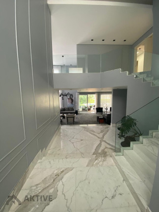 Imagem Casa de Condomínio com 5 Quartos à Venda, 900 m² em Alphaville - Barueri Imagem Casa de Condomínio com 5 Quartos à Venda, 900 m² em Alphaville - Barueri