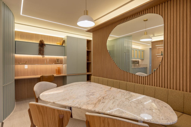 Imagem Apartamento com 2 Quartos à Venda, 90 m² em Ahú - Curitiba