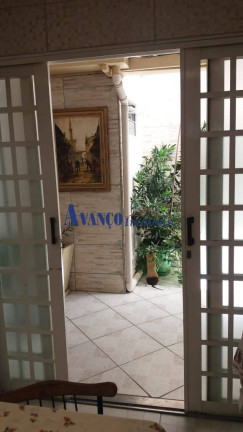 Imagem Casa com 5 Quartos à Venda, 240 m² em Jardim Califórnia - Jundiaí Imagem Casa com 5 Quartos à Venda, 240 m² em Jardim Califórnia - Jundiaí