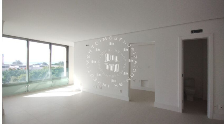 Imagem Apartamento com 3 Quartos à Venda, 113 m² em Agronômica - Florianópolis Imagem Apartamento com 3 Quartos à Venda, 113 m² em Agronômica - Florianópolis