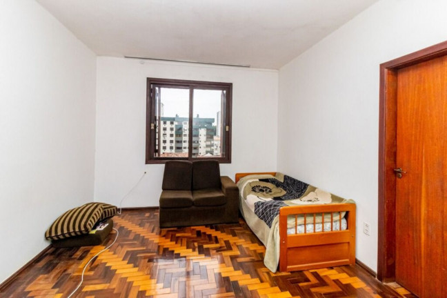 Imagem Imóvel com 1 Quarto à Venda, 57 m² em Higienópolis - Porto Alegre Imagem Imóvel com 1 Quarto à Venda, 57 m² em Higienópolis - Porto Alegre
