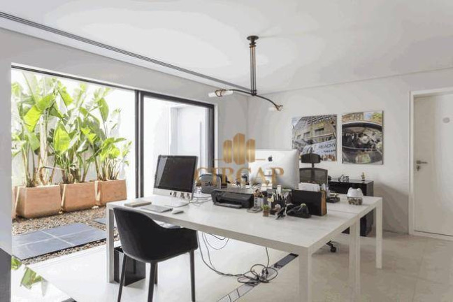 Imagem Casa com 3 Quartos à Venda, 723 m² em Jardim Paulista - São Paulo Imagem Casa com 3 Quartos à Venda, 723 m² em Jardim Paulista - São Paulo