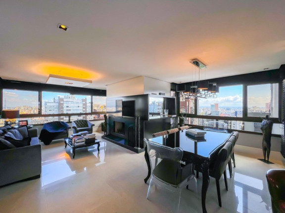 Apartamento com 3 Quartos à Venda, 160 m² em Moinhos De Vento - Porto Alegre