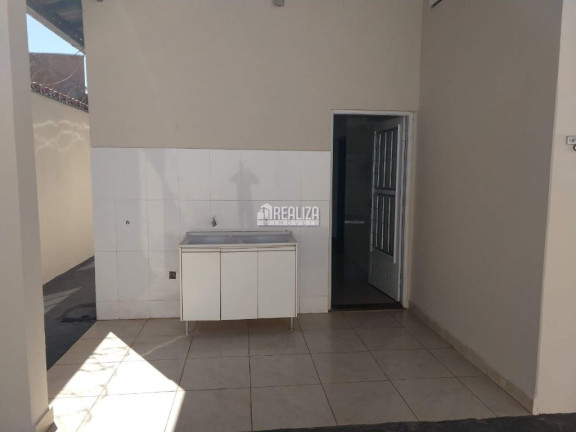 Imagem Casa com 2 Quartos à Venda, 200 m² em Jardim Espanha - Uberaba Imagem Casa com 2 Quartos à Venda, 200 m² em Jardim Espanha - Uberaba