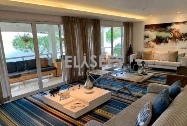 Imagem Sobrado com 3 Quartos à Venda, 370 m² em Jardim Guedala - São Paulo Imagem Sobrado com 3 Quartos à Venda, 370 m² em Jardim Guedala - São Paulo