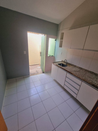 Imagem Casa com 3 Quartos para Alugar,  em Tarumã - Manaus