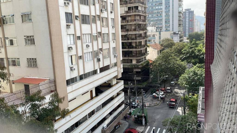 Imagem Apartamento com 3 Quartos à Venda, 110 m² em Icaraí - Niterói Imagem Apartamento com 3 Quartos à Venda, 110 m² em Icaraí - Niterói