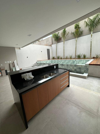 Imagem Casa com 3 Quartos à Venda, 305 m² em Swiss Park - Campinas