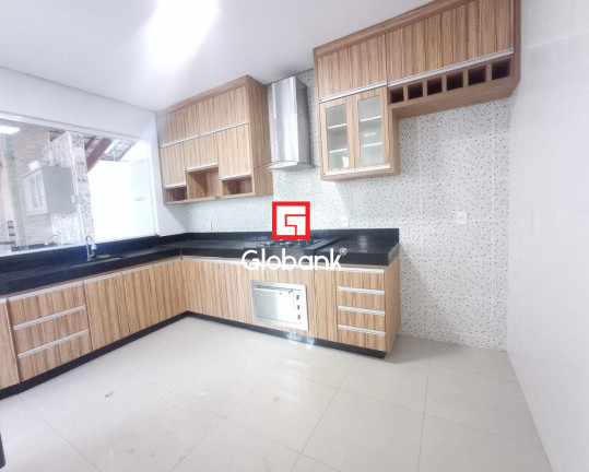 Imagem Sobrado com 3 Quartos à Venda, 140 m² em Ibituruna - Montes Claros Imagem Sobrado com 3 Quartos à Venda, 140 m² em Ibituruna - Montes Claros