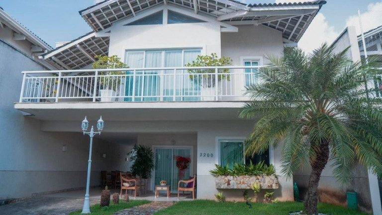 Imagem Casa com 4 Quartos à Venda, 277 m² em José De Alencar - Fortaleza