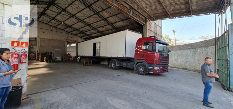 Imóvel Comercial à Venda, 1.418 m² em Cumbica - Guarulhos