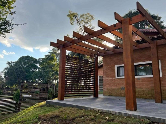 Imagem Casa com 3 Quartos para Alugar,  em Vilarejo - Carapicuíba