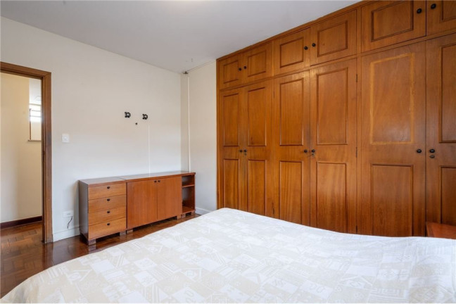 Imagem Casa com 3 Quartos à Venda, 285 m² em Moema - São Paulo Imagem Casa com 3 Quartos à Venda, 285 m² em Moema - São Paulo