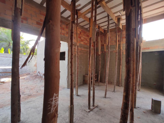 Imagem Imóvel com 
            	3             Quartos à Venda, 136 m² em 
            	Sitios Santa Luzia             - 
            	Aparecida De Goiania            