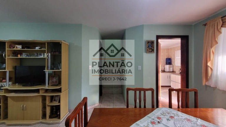 Imagem Casa com 3 Quartos à Venda, 170 m² em Boqueirão - Curitiba