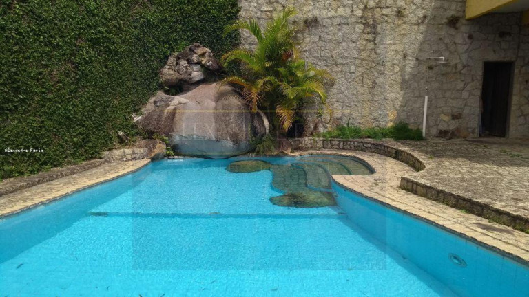 Imagem Casa com 3 Quartos à Venda, 400 m² em Feiticeira - Ilhabela