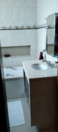 Imagem Casa com 4 Quartos à Venda, 380 m² em Campinho - Rio De Janeiro Imagem Casa com 4 Quartos à Venda, 380 m² em Campinho - Rio De Janeiro