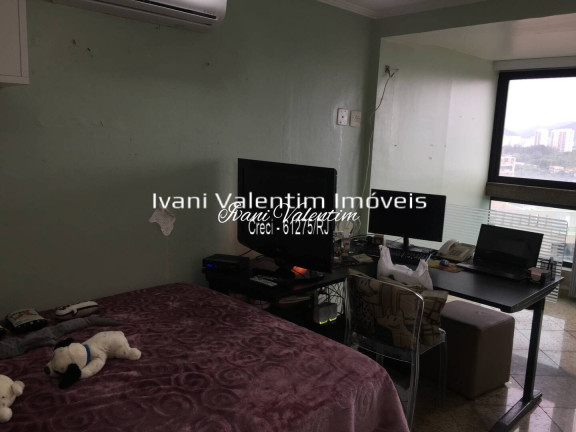 Imagem Apartamento com 4 Quartos à Venda, 220 m² em Barra Da Tijuca - Rio De Janeiro
