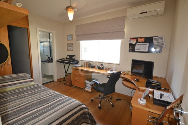 Imagem Casa com 4 Quartos à Venda, 267 m² em Barra Da Tijuca - Rio De Janeiro