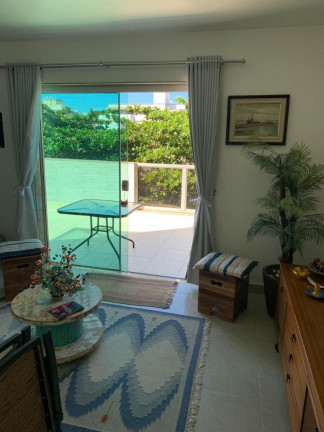 Imagem Imóvel com 2 Quartos à Venda, 135 m² em Algodoal - Cabo Frio