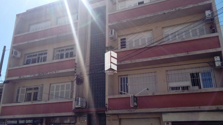 Imagem Apartamento com 3 Quartos à Venda, 100 m² em Centro - Santa Maria Imagem Apartamento com 3 Quartos à Venda, 100 m² em Centro - Santa Maria