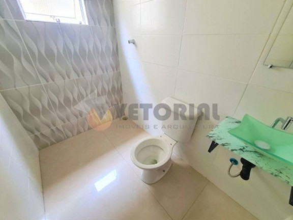 Imagem Casa com 2 Quartos à Venda, 54 m²