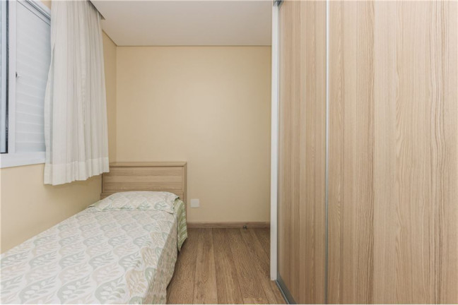 Imagem Imóvel com 3 Quartos à Venda, em Jardim Londrina - São Paulo Imagem Imóvel com 3 Quartos à Venda, em Jardim Londrina - São Paulo