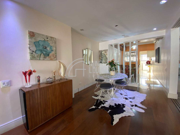 Imagem Apartamento com 3 Quartos à Venda, 136 m² em Pompéia - Santos Imagem Apartamento com 3 Quartos à Venda, 136 m² em Pompéia - Santos